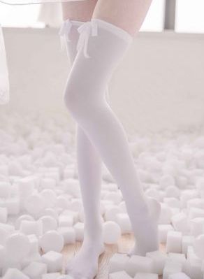 美女的尿囗免费
