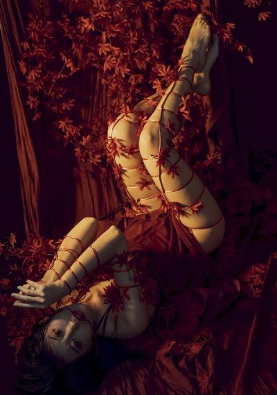 美女扒开腿让人桶爽
