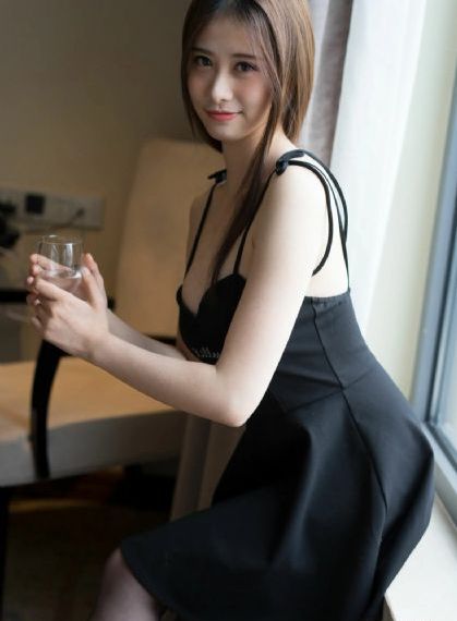 男人激烈吮乳吃奶视频
