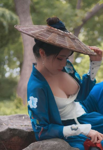亚洲色图偷拍自拍