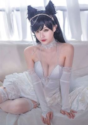 《美丽教师》